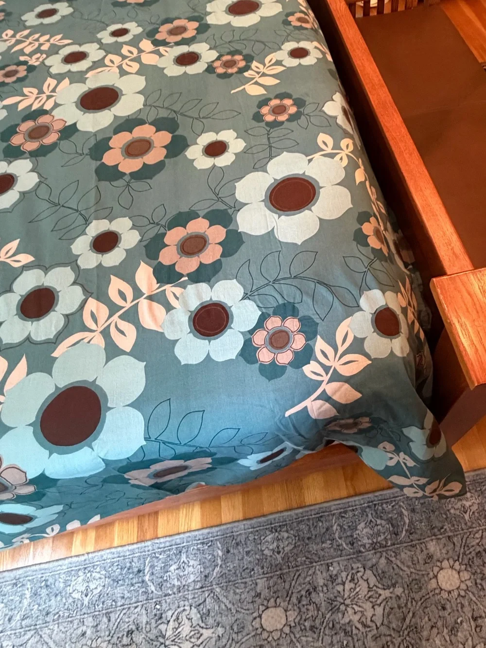 Christy Good Used Condition Queen Size Floral Blue 100% Cotton Comforter Cover